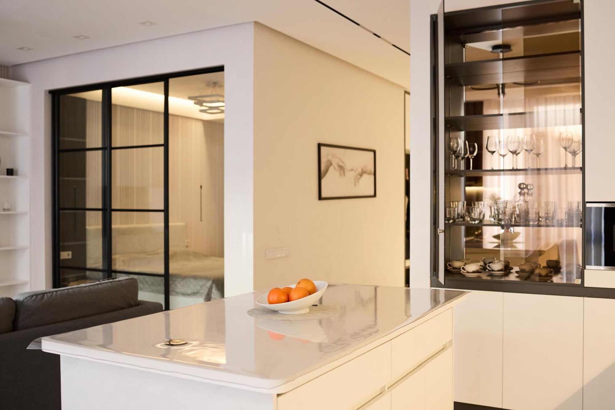 Lovely 1-Bedroom Rental Unit In Downtown Dusanbe Kültér fotó